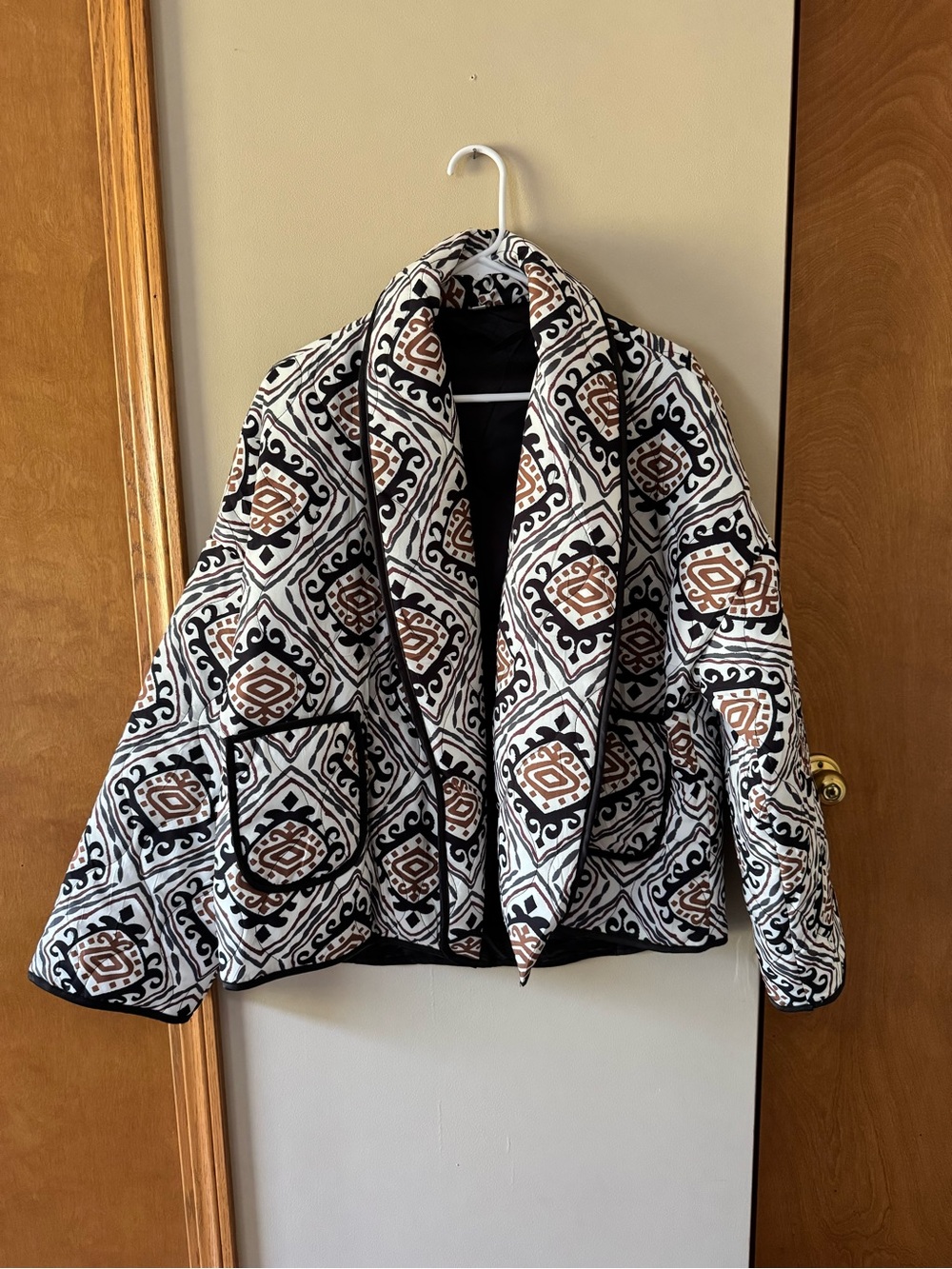 Patterned Shawl Collar Quilted Jacket - Black, White & Brown